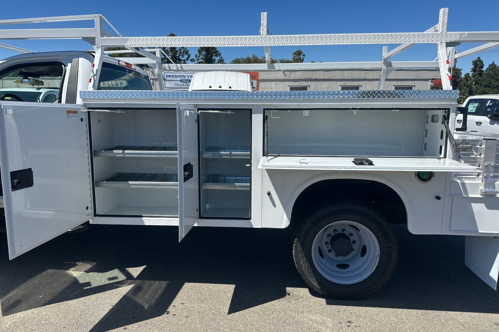 2026 Ford F-550SD XL DRW