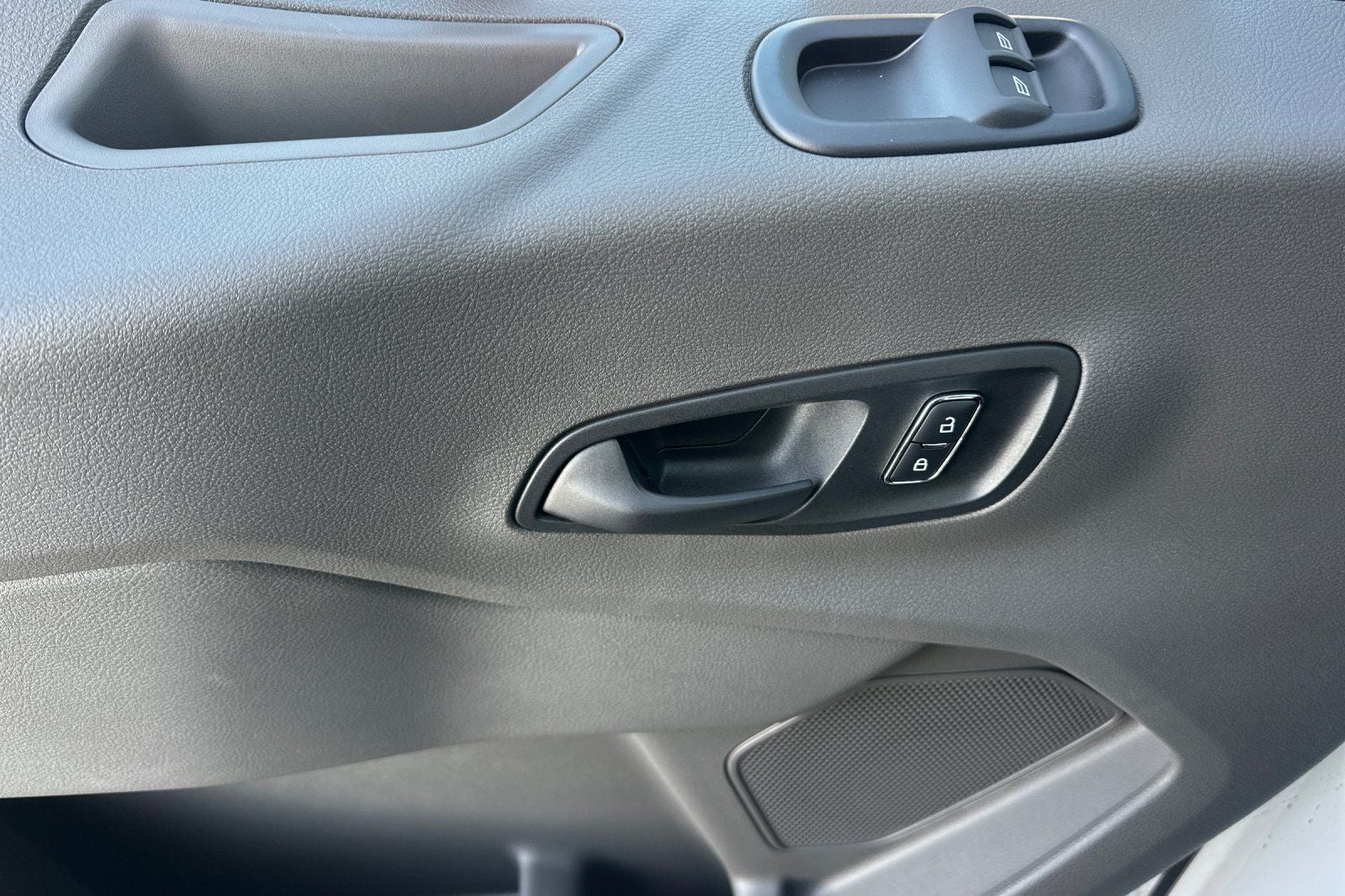 2025 Ford Transit-350 XL