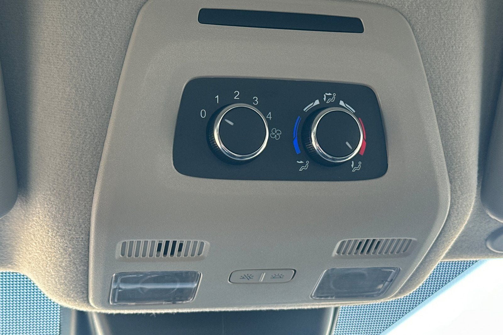 2025 Ford Transit-350 XL