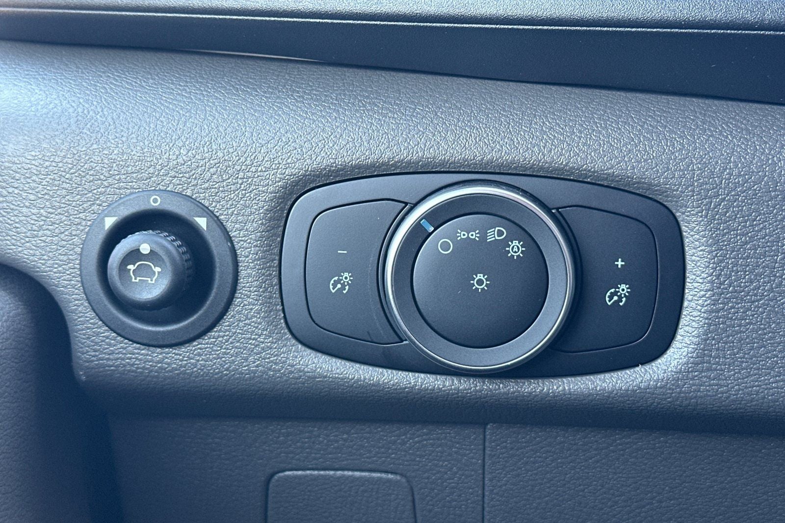 2025 Ford Transit-350 XL