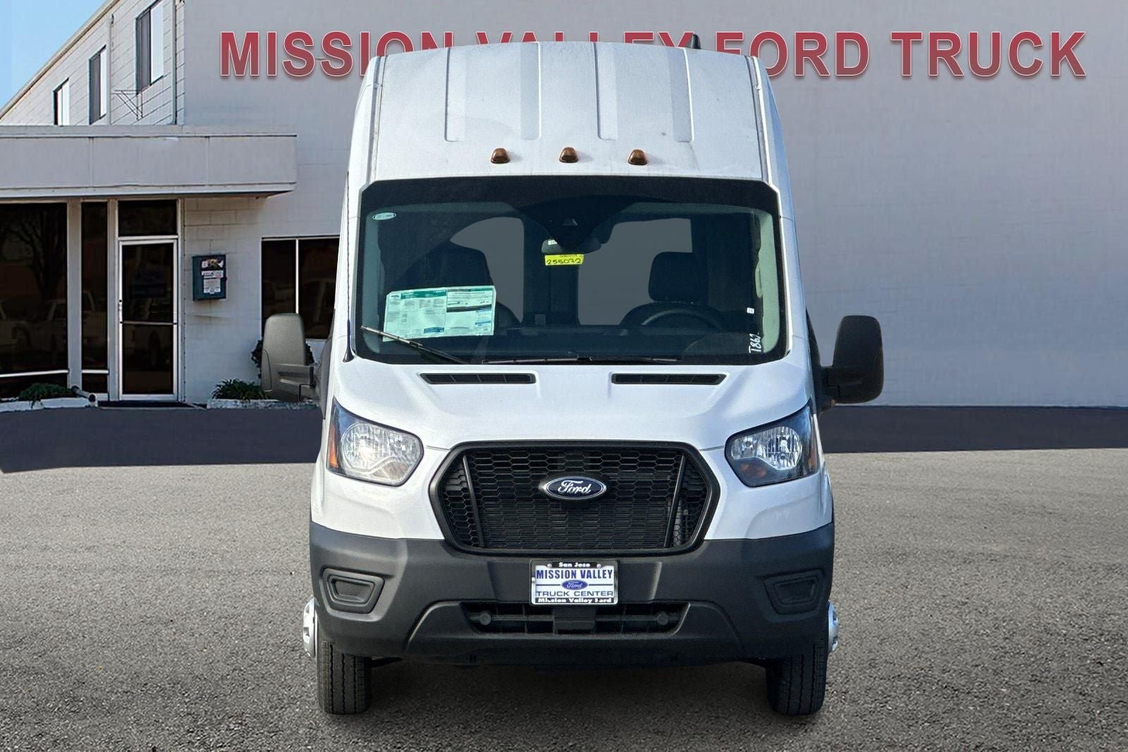 2025 Ford Transit-350 XL