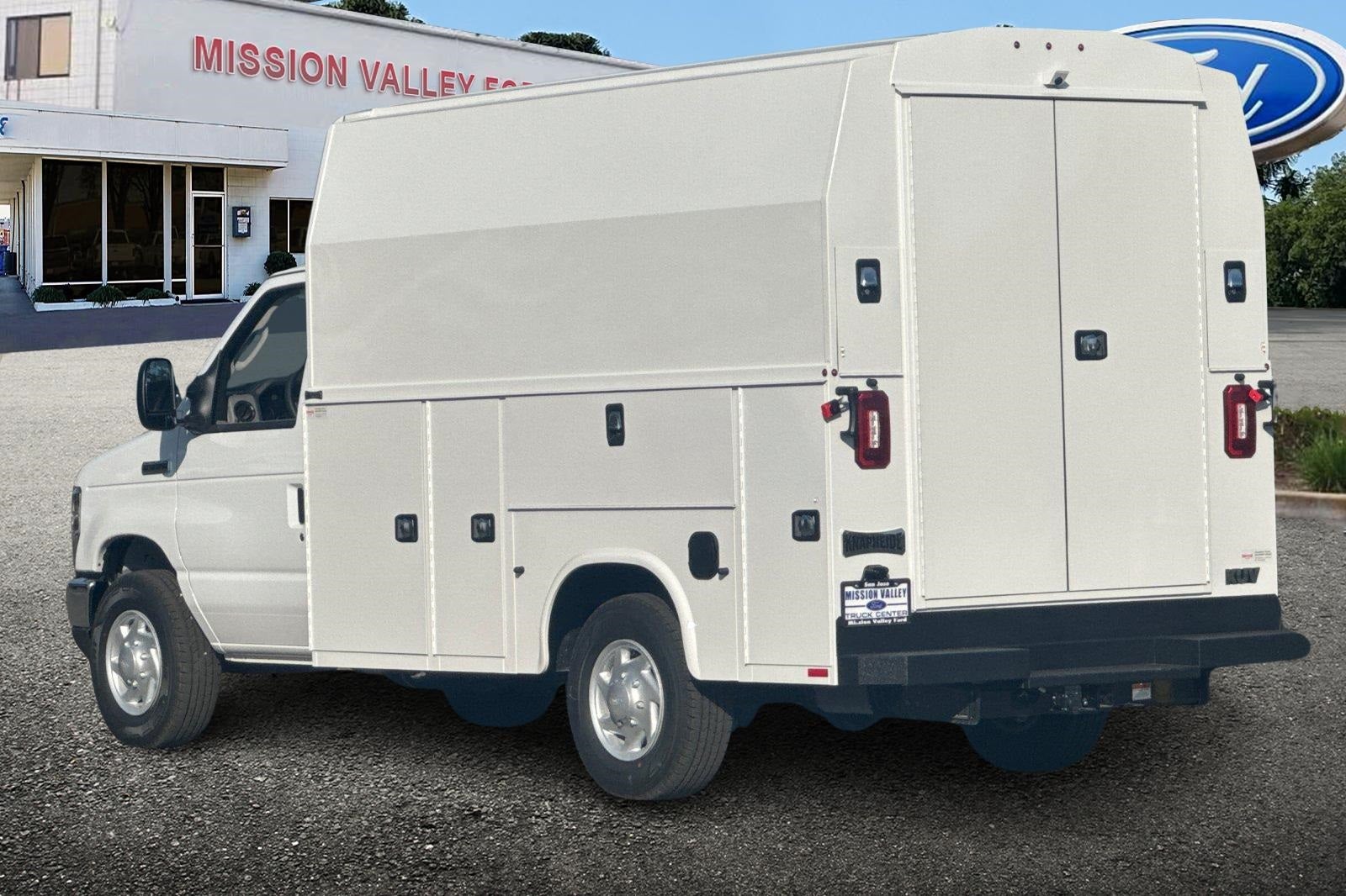 2026 Ford E-350SD Base Cutaway Knapheide KUV129SH HR