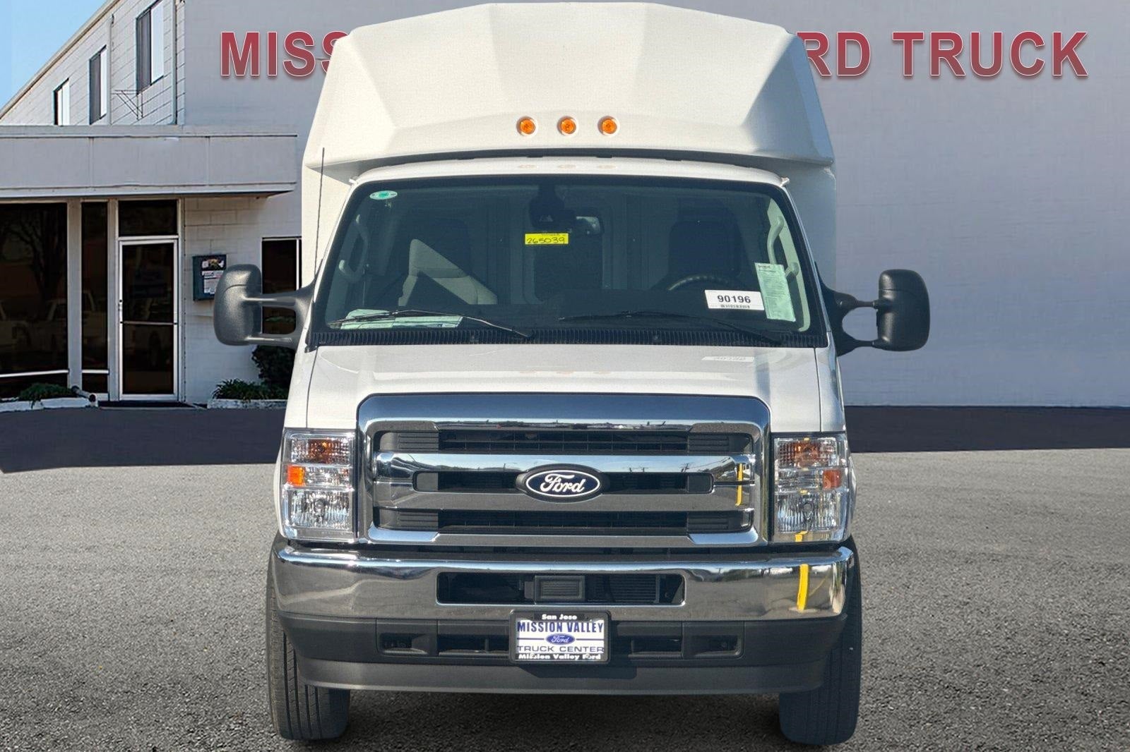 2026 Ford E-350SD Base Cutaway Knapheide KUV129SH HR