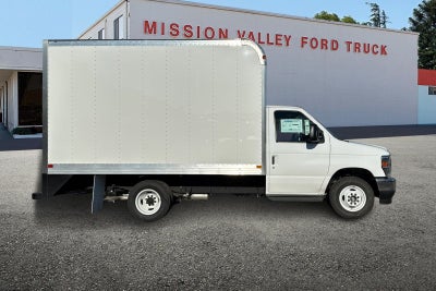 2026 Ford E-350SD Base Cutaway