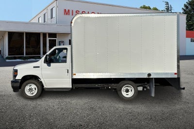 2026 Ford E-350SD Base Cutaway