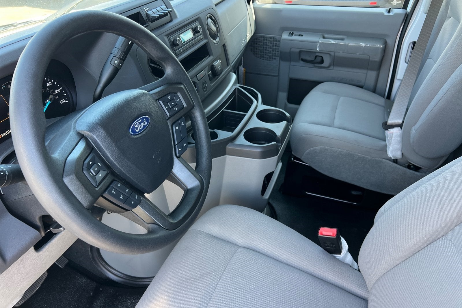 2026 Ford E-350SD Base Cutaway Knapheide KUV129SL Body