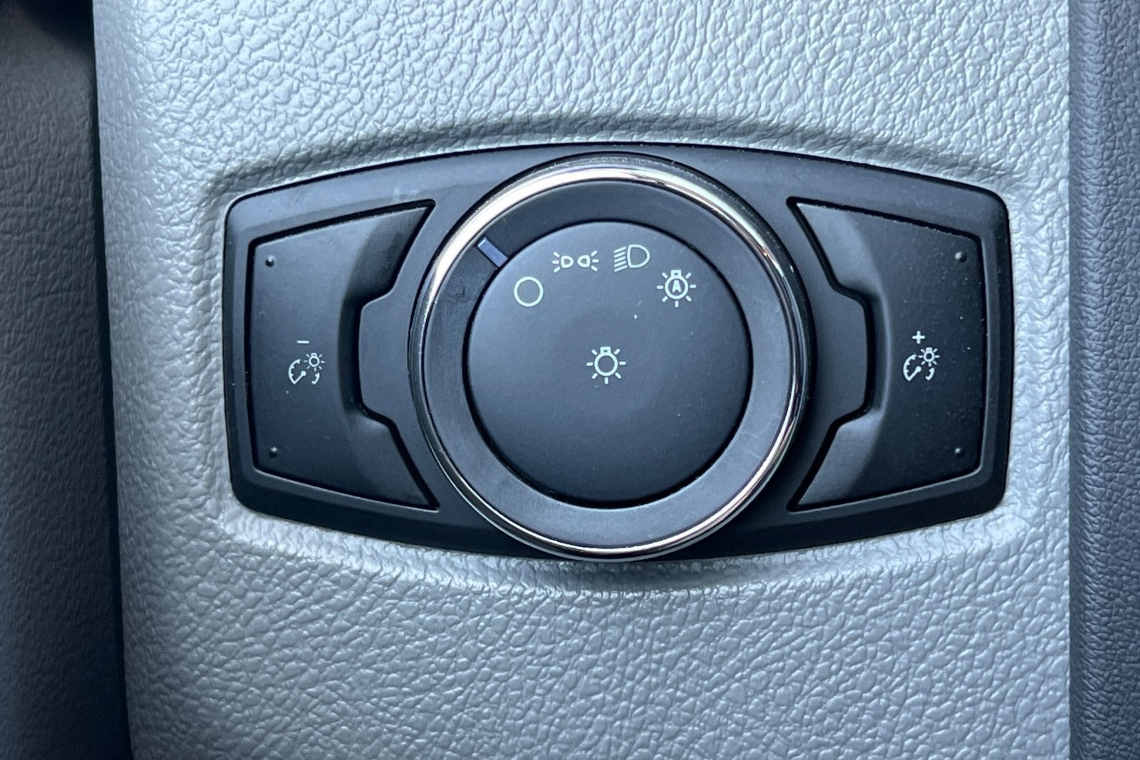 2026 Ford E-350SD Base Cutaway Knapheide KUV129SL Body