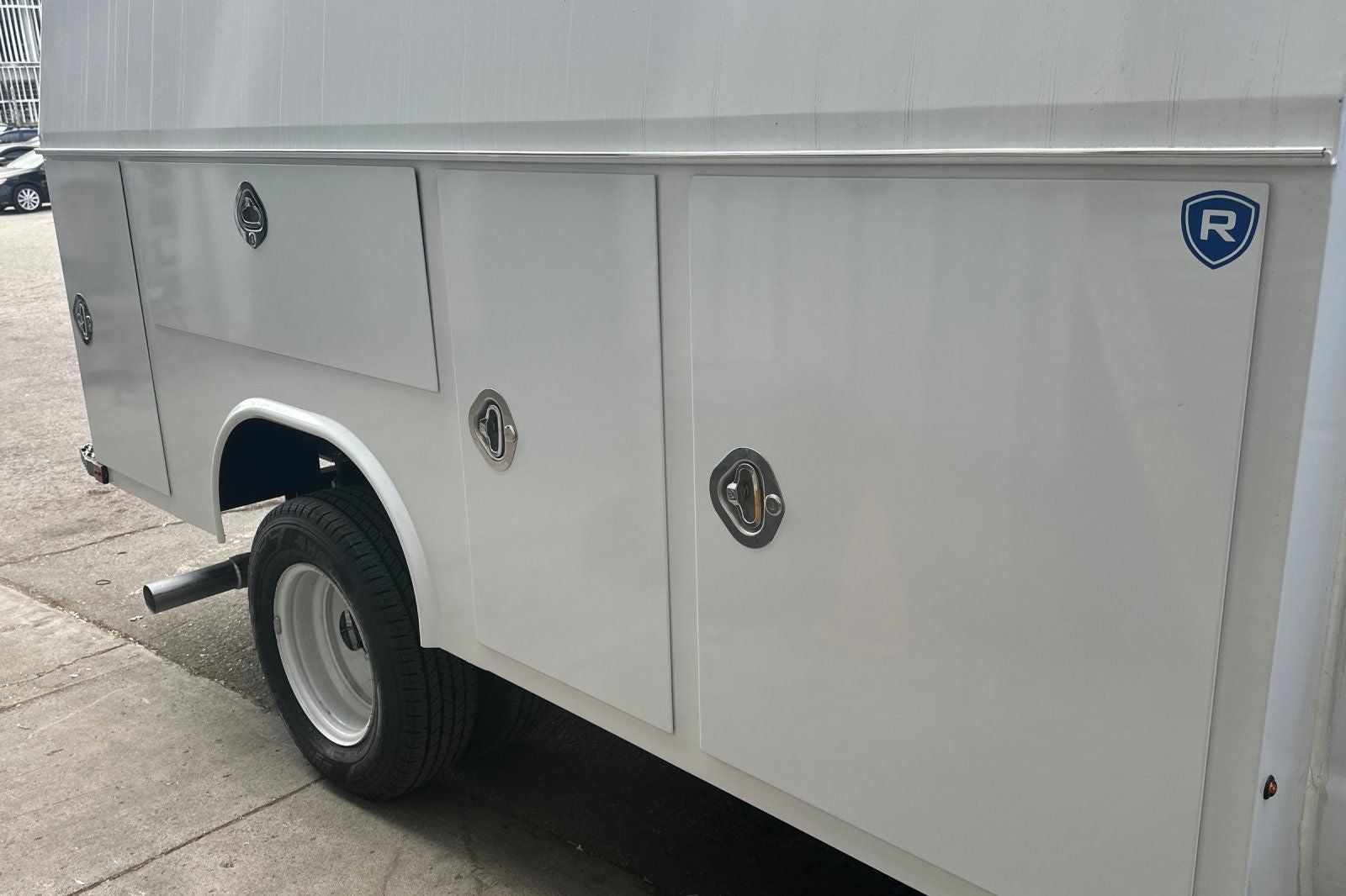 2026 Ford E-350SD Base Cutaway HR Royal KUV