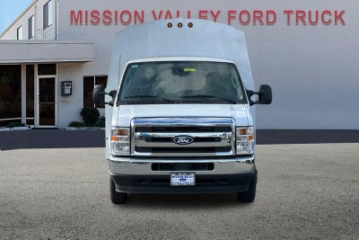 2026 Ford E-350SD Base Cutaway HR Royal KUV