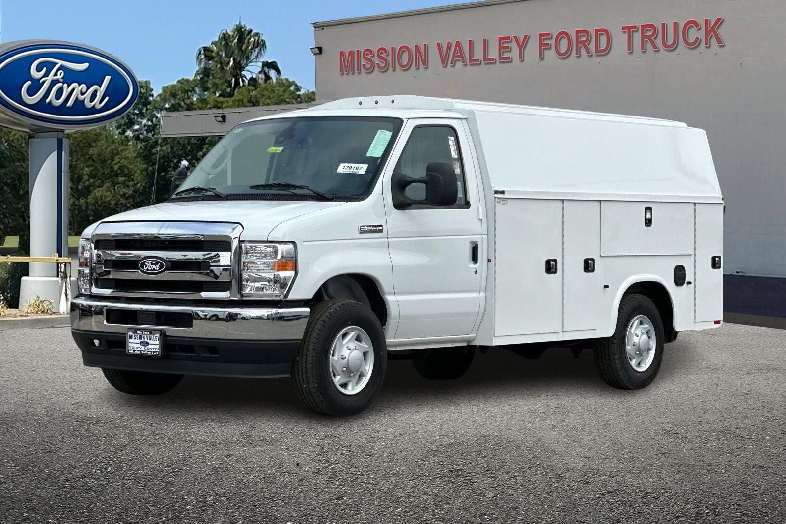 2026 Ford E-350SD Base Cutaway Knapheide KUV129SU