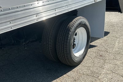 2027 Ford E-450SD Base 16' Marathon Box Truck