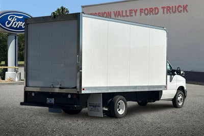 2027 Ford E-450SD Base 16' Marathon Box Truck