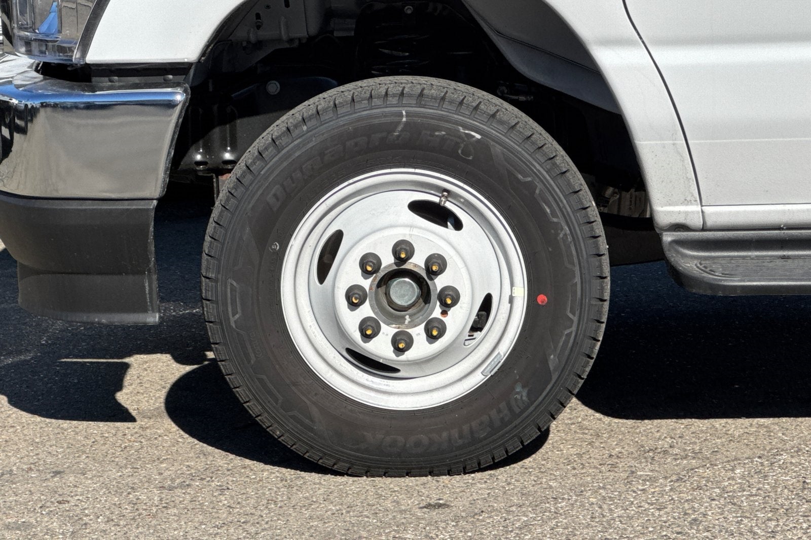 2026 Ford E-450SD Base 16' Marathon Box Truck