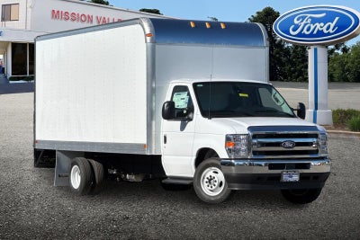 2026 Ford E-450SD Base 16' Marathon Box Truck