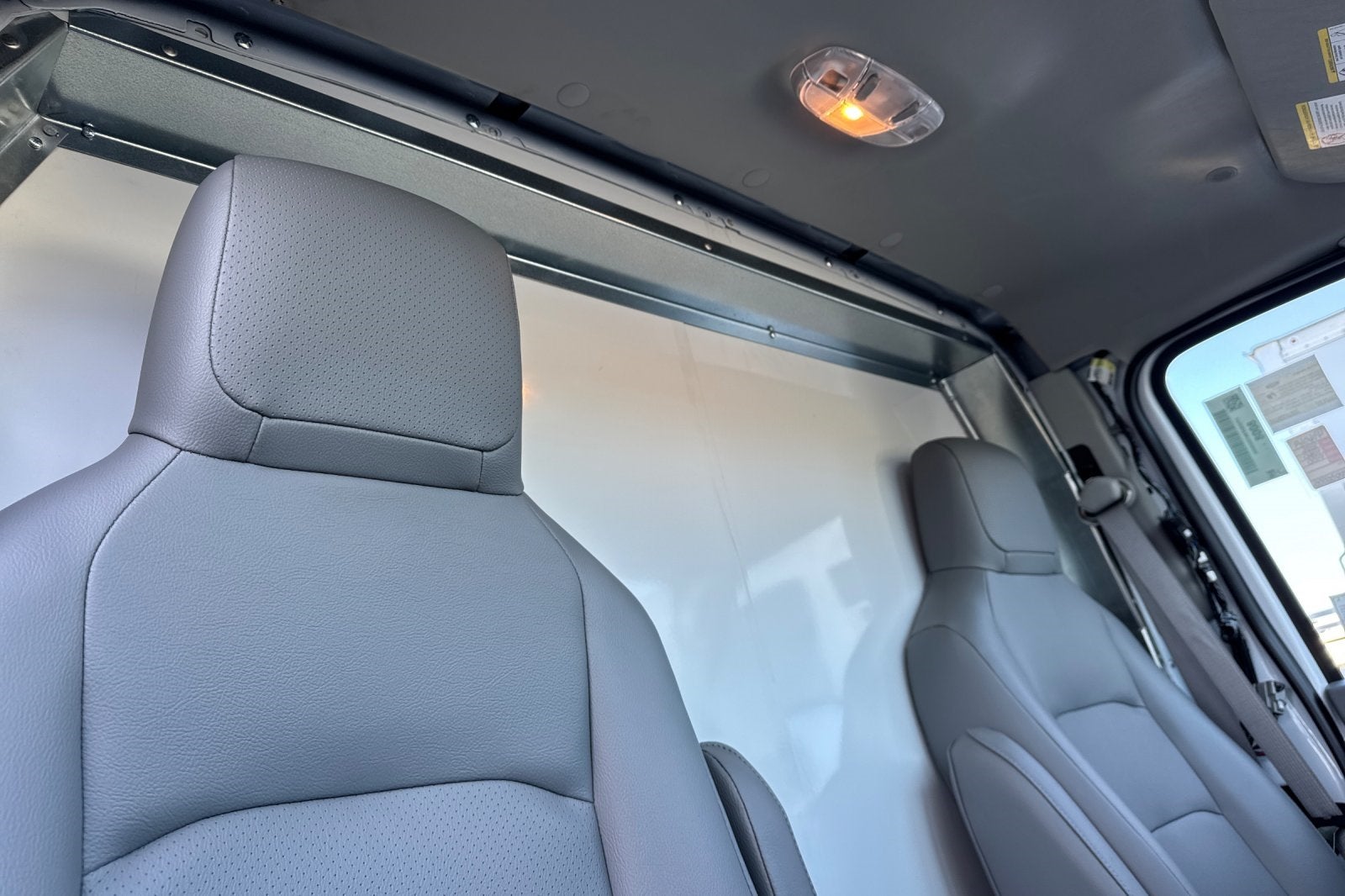 2026 Ford E-450SD Base 16' Marathon Box Truck