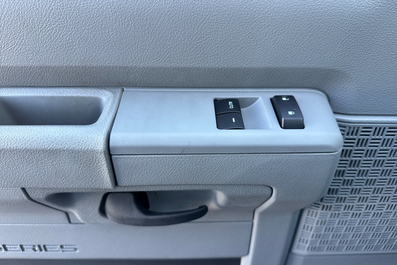 2026 Ford E-450SD Base 16' Marathon Box Truck