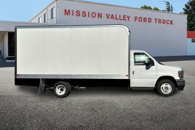 2026 Ford E-450SD Base 16' Marathon Box Truck