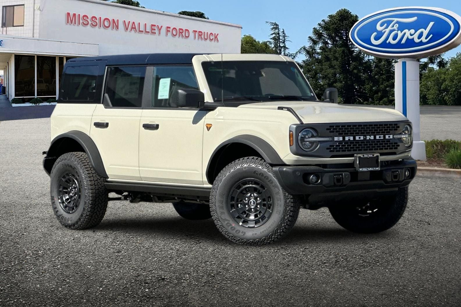 2026 Ford Bronco Badlands