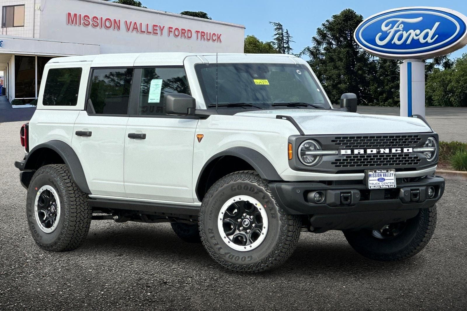 2026 Ford Bronco Badlands