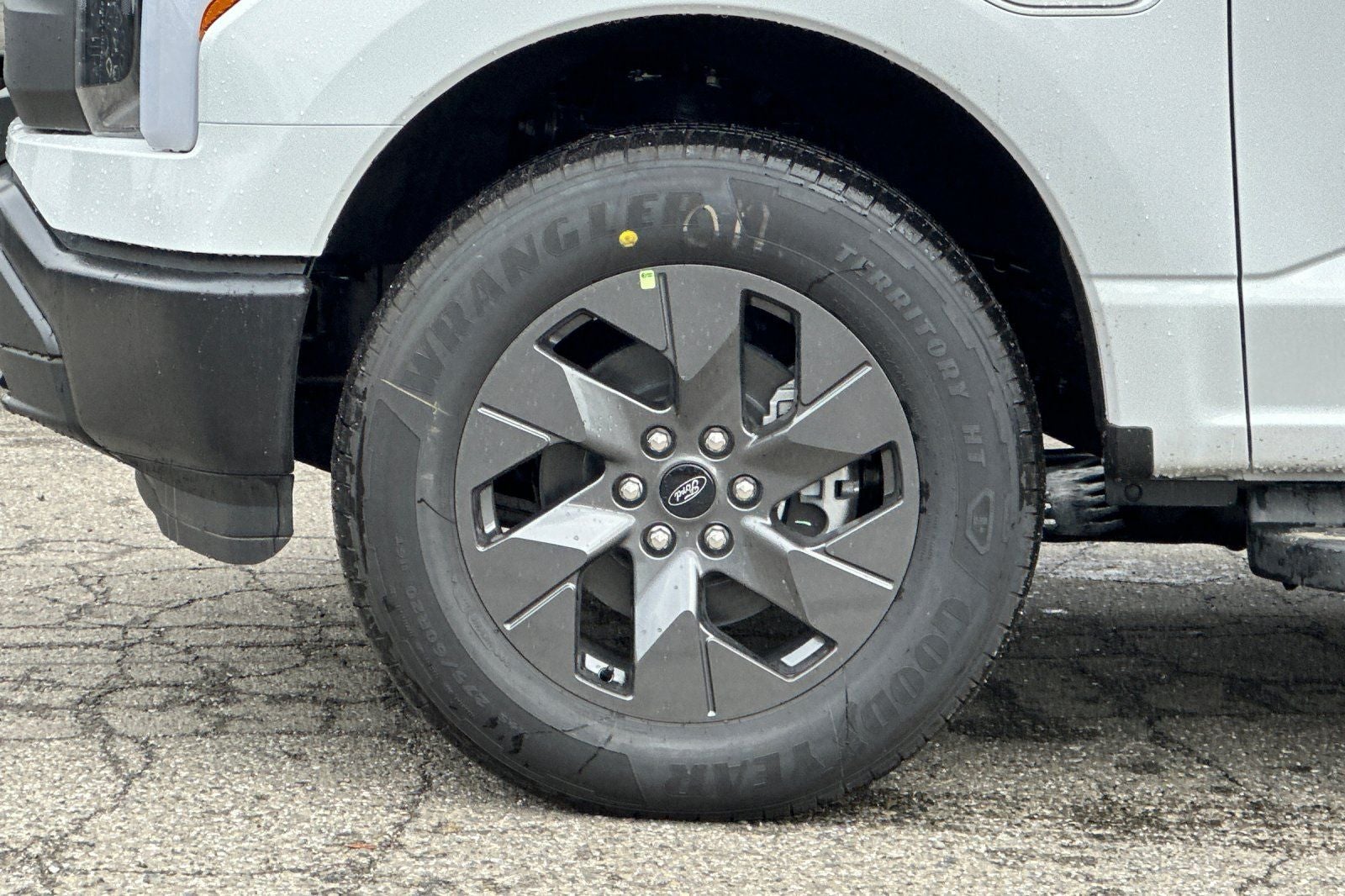 2024 Ford F-150 Lightning Pro