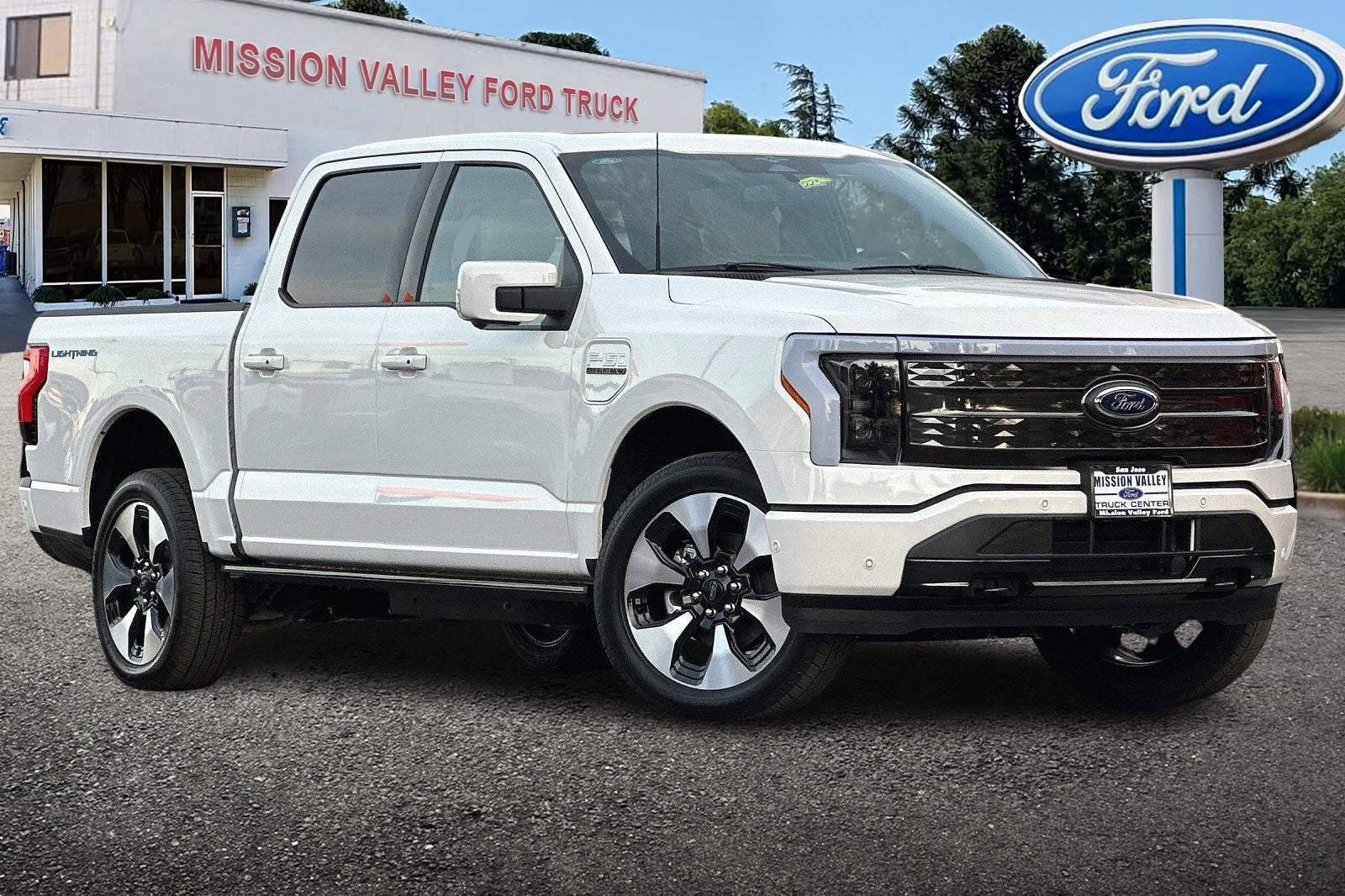 2023 Ford F-150 Lightning Pro