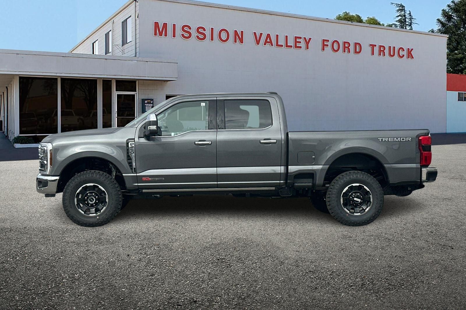 2026 Ford F-250SD Lariat