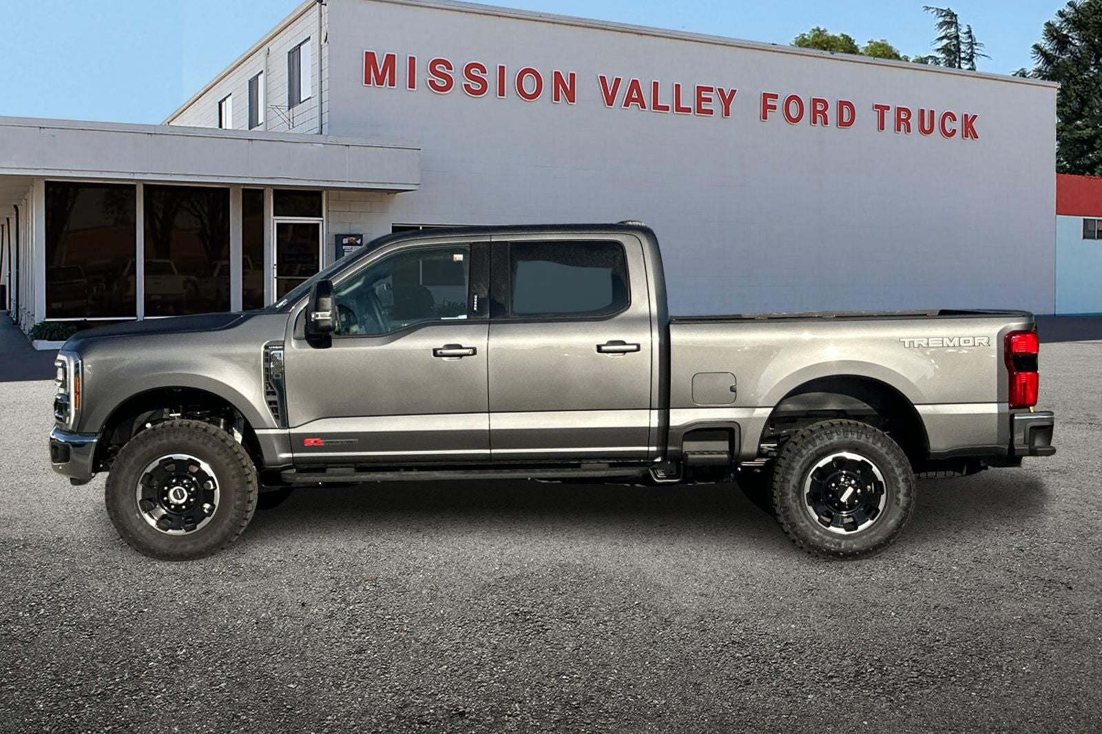 2026 Ford F-250SD Lariat