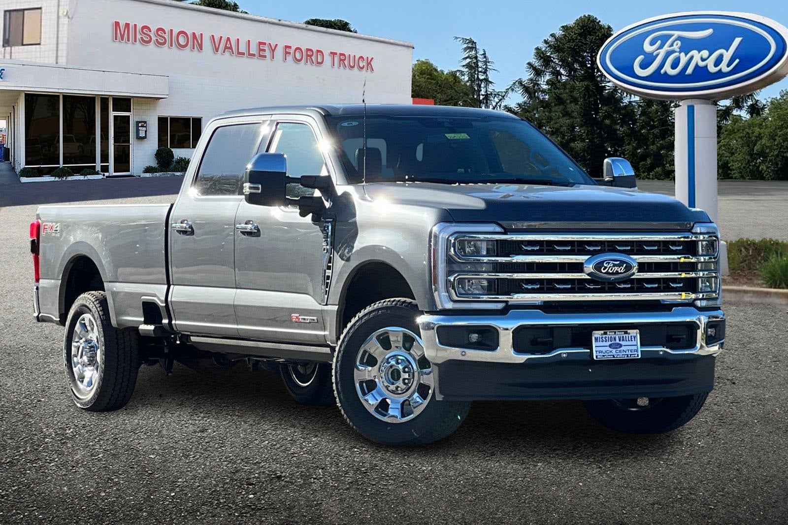 2026 Ford F-350SD Lariat
