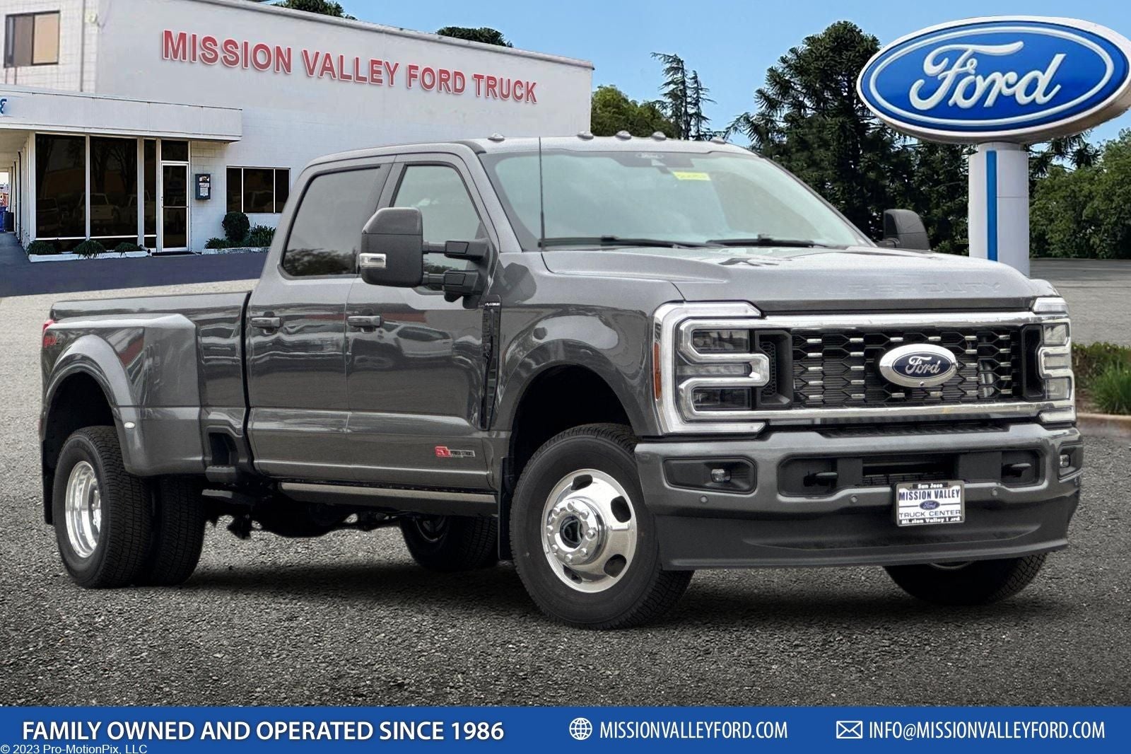 2026 Ford F-350SD Platinum DRW
