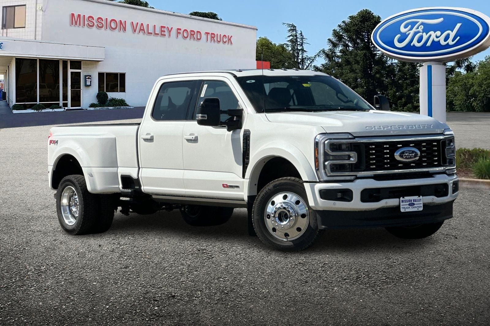 2026 Ford F-450SD Platinum DRW