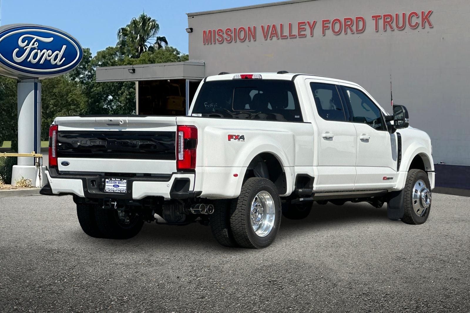 2026 Ford F-450SD Platinum DRW