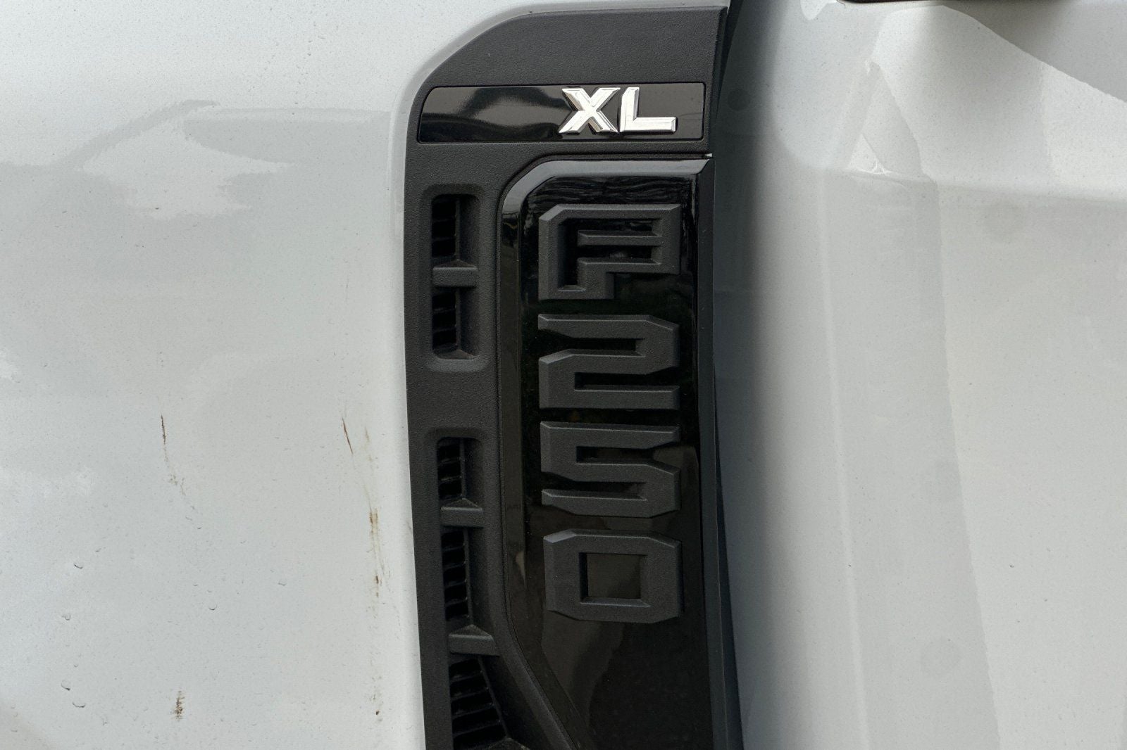 2027 Ford F-250SD XL