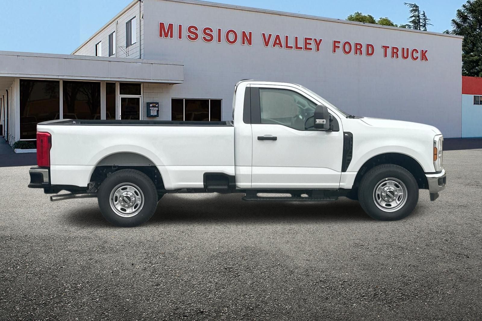 2027 Ford F-250SD XL