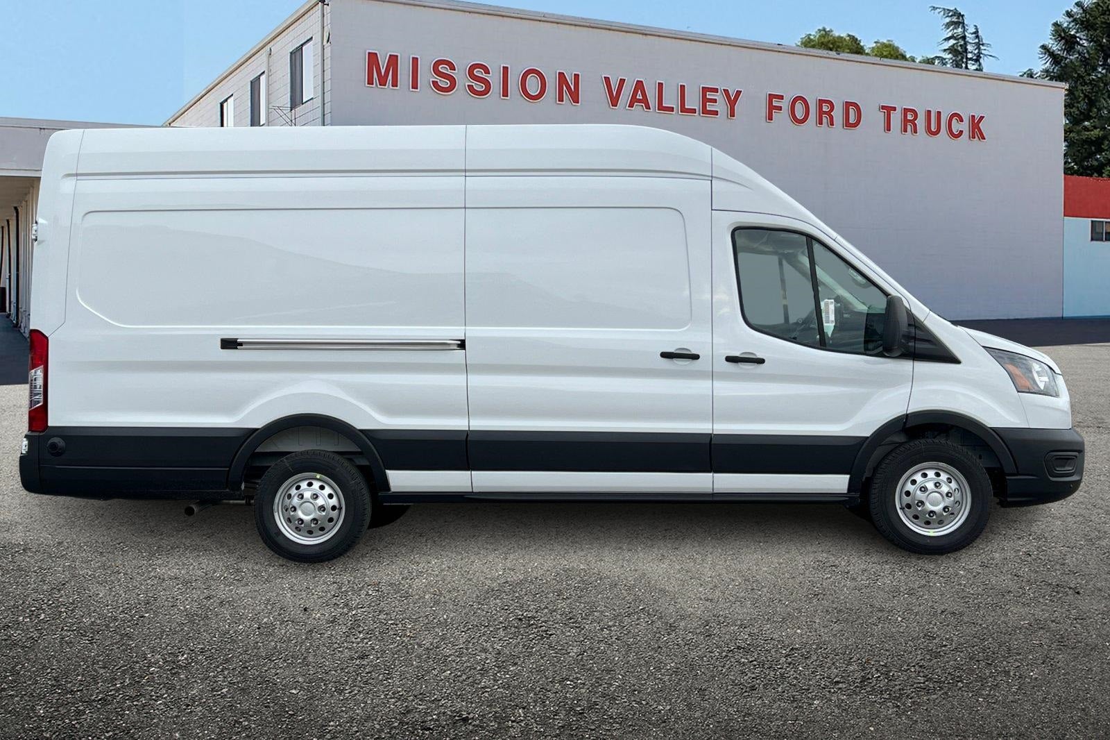 2026 Ford Transit-350 Base