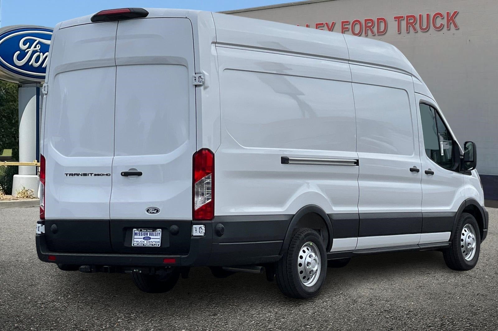 2026 Ford Transit-350 Base