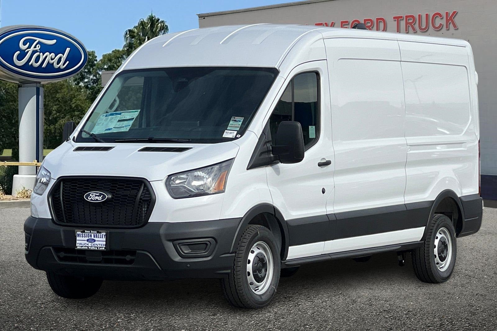 2026 Ford Transit-250 Base
