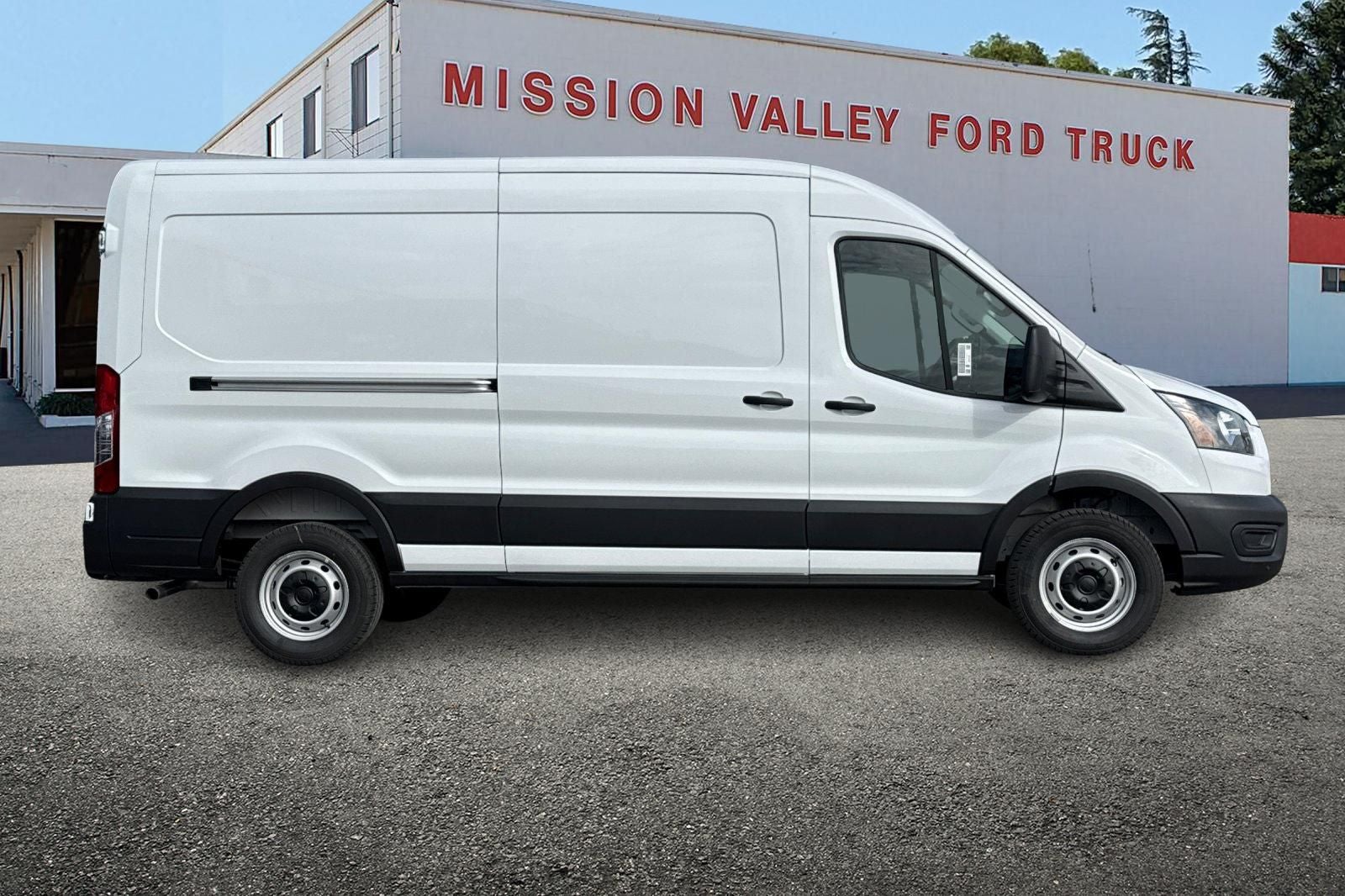 2026 Ford Transit-250 Base