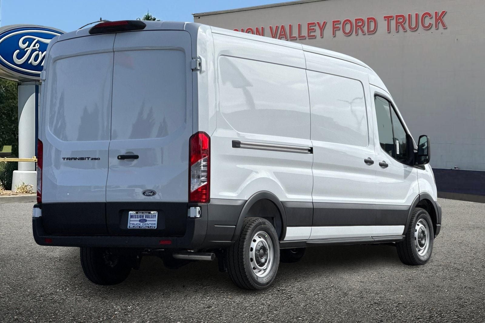 2026 Ford Transit-250 Base