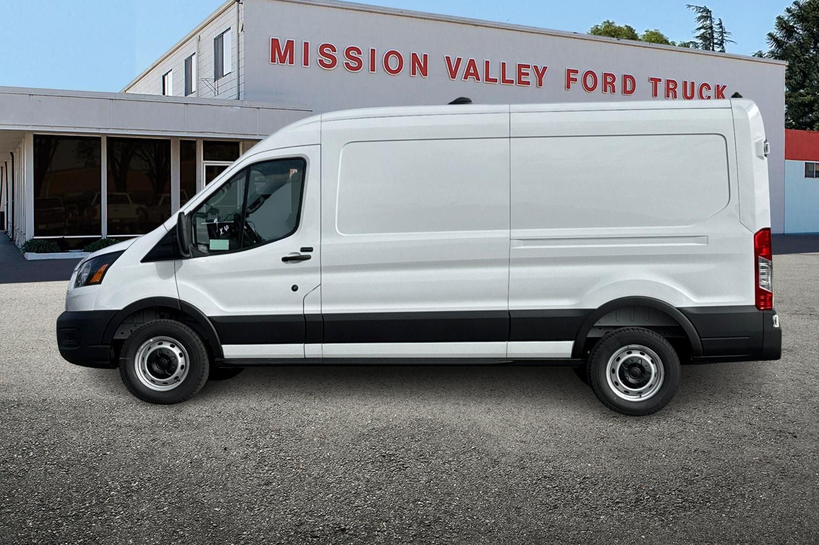 2026 Ford Transit-250 Base