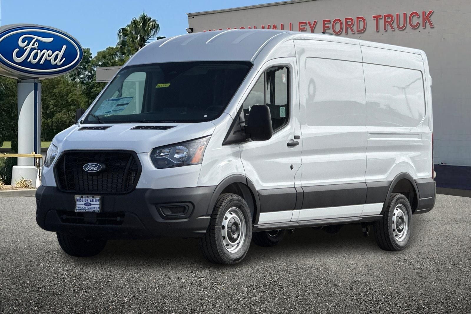 2026 Ford Transit-250 Base