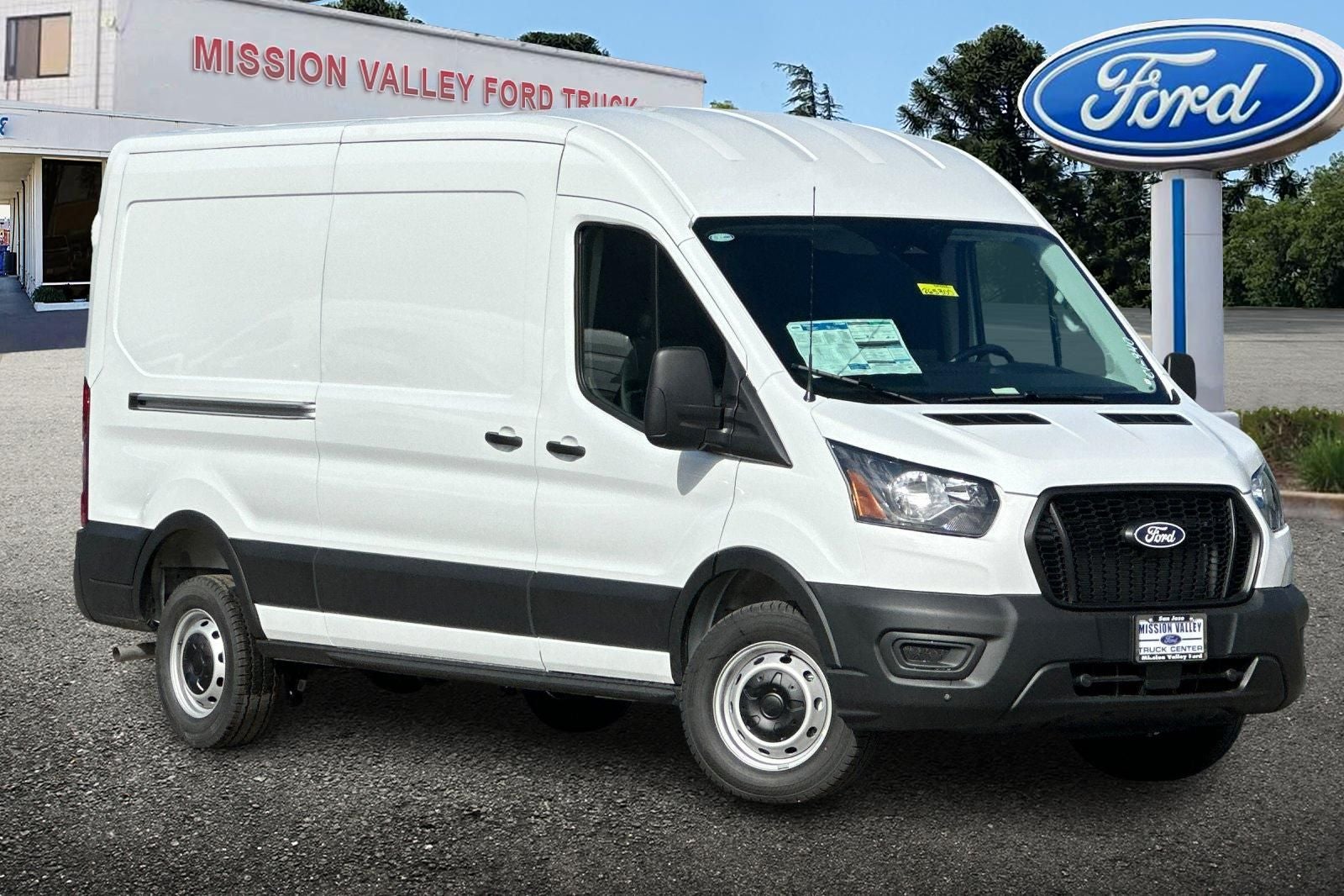 2026 Ford Transit-250 Base