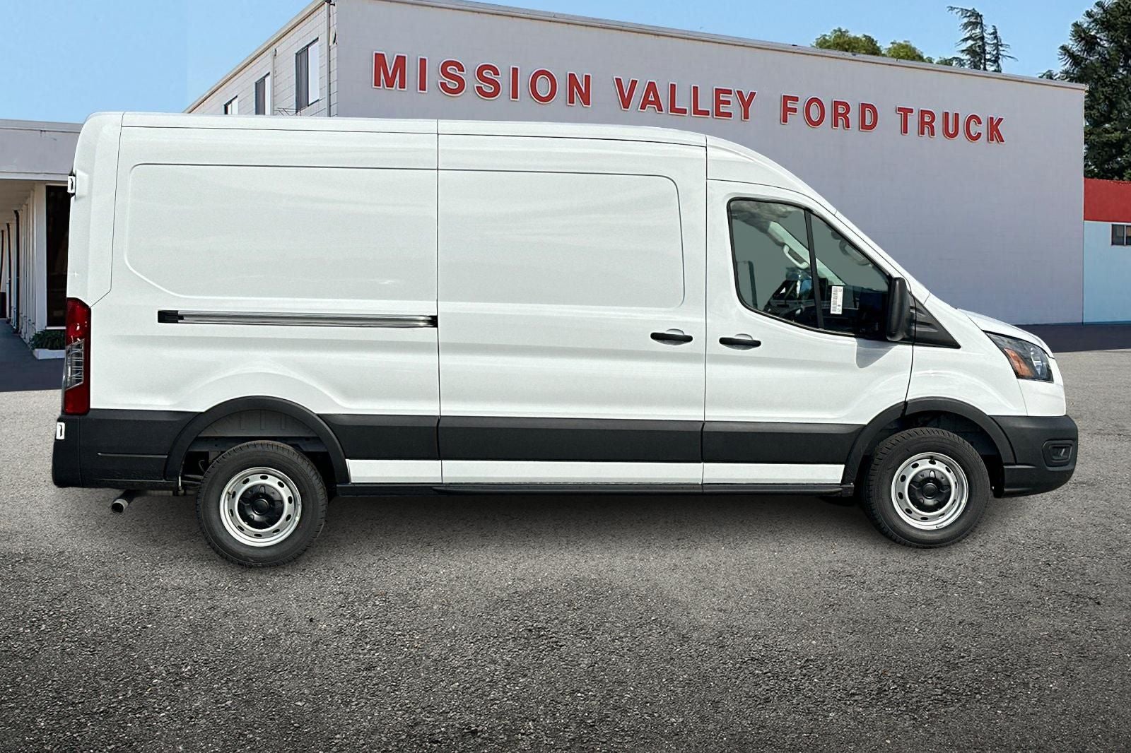 2026 Ford Transit-250 Base