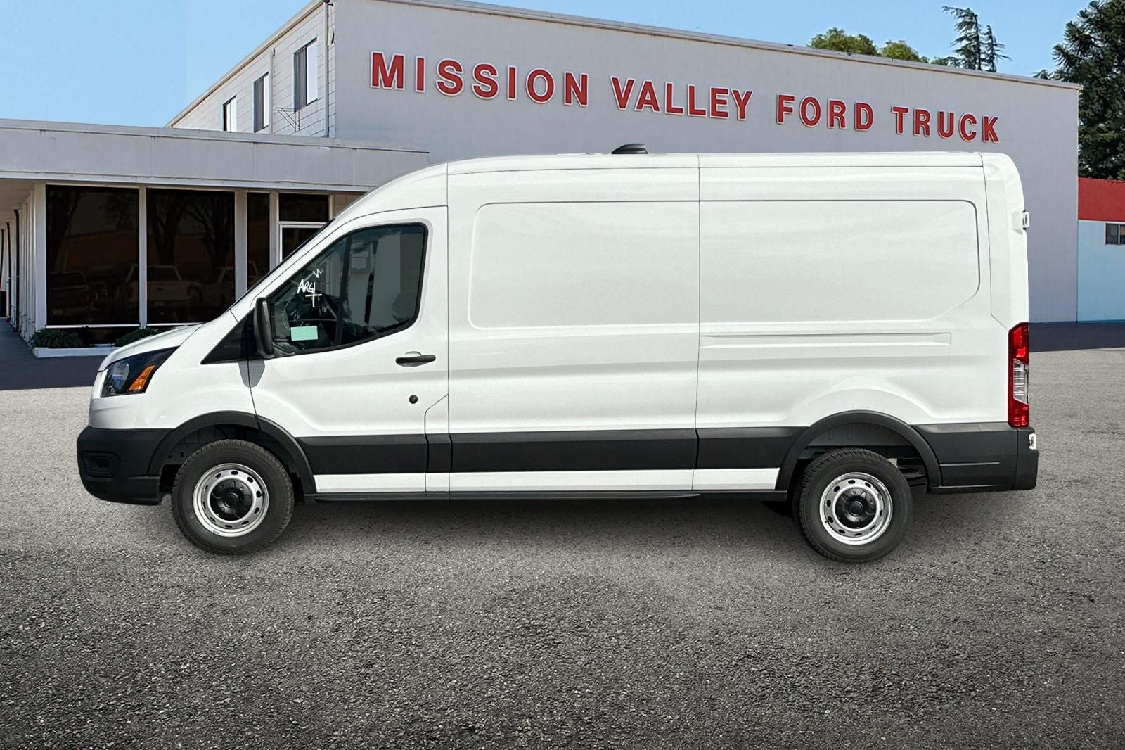 2026 Ford Transit-250 Base