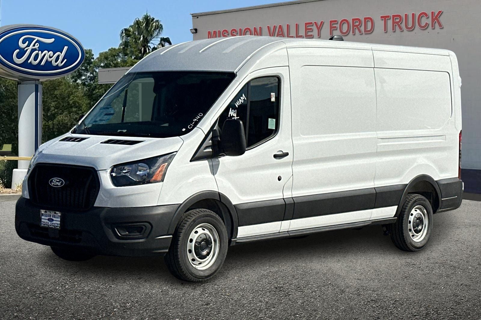 2026 Ford Transit-250 Base