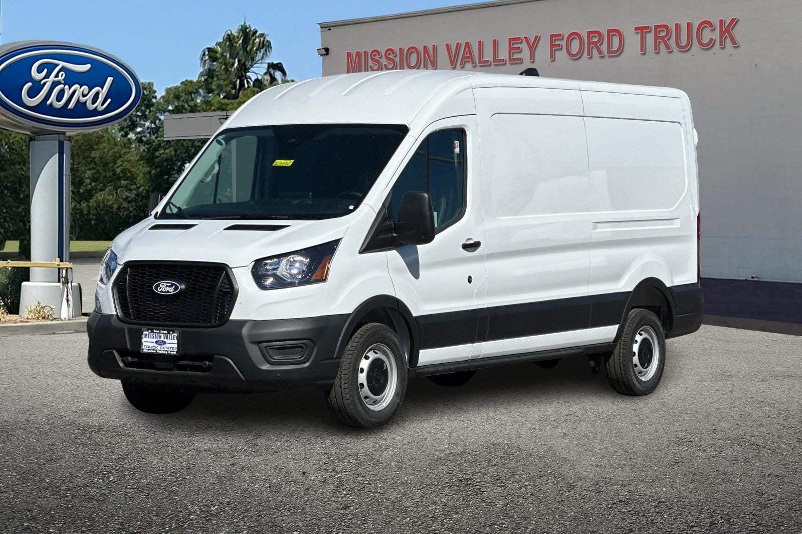 2026 Ford Transit-250 Base