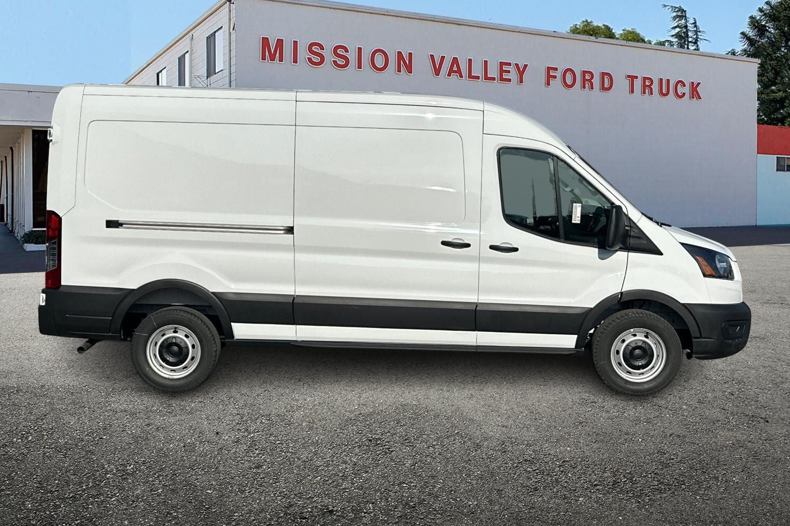 2026 Ford Transit-250 Base