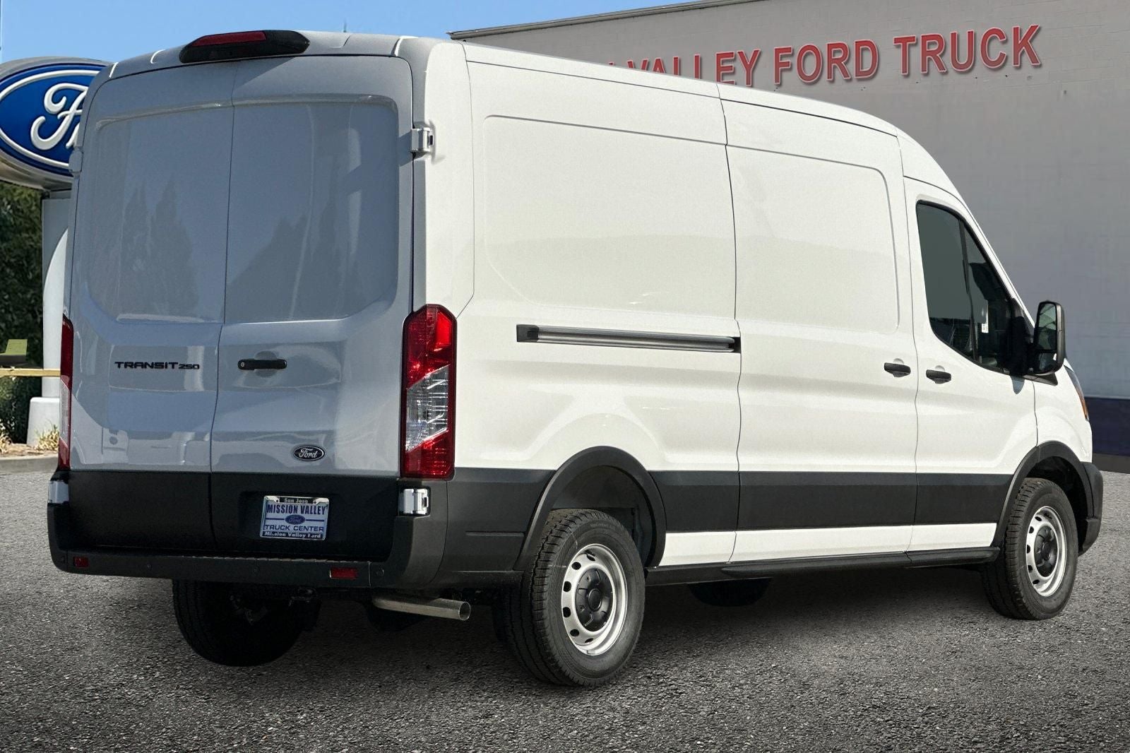 2026 Ford Transit-250 Base