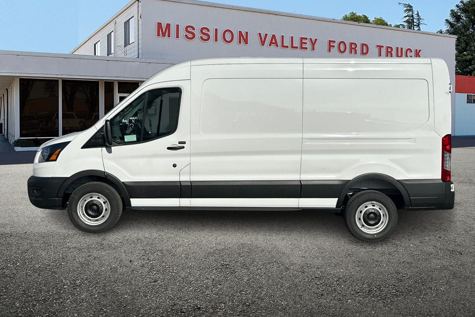 2026 Ford Transit-250 Base