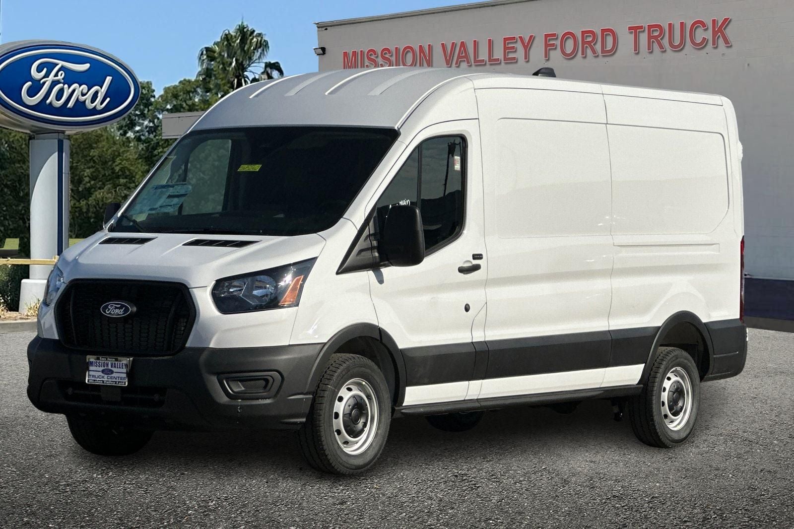 2026 Ford Transit-250 Base
