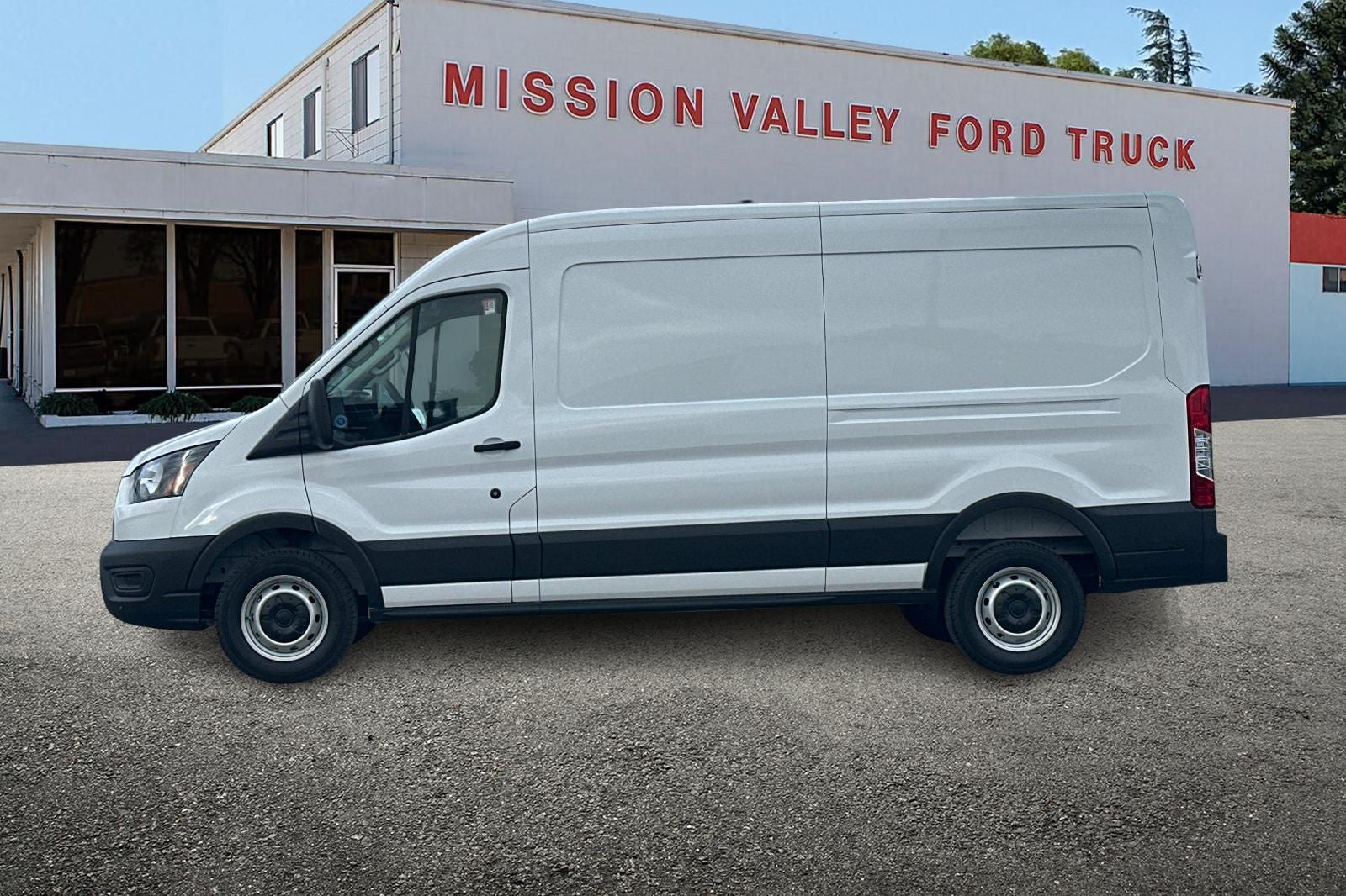 2026 Ford Transit-250 Base